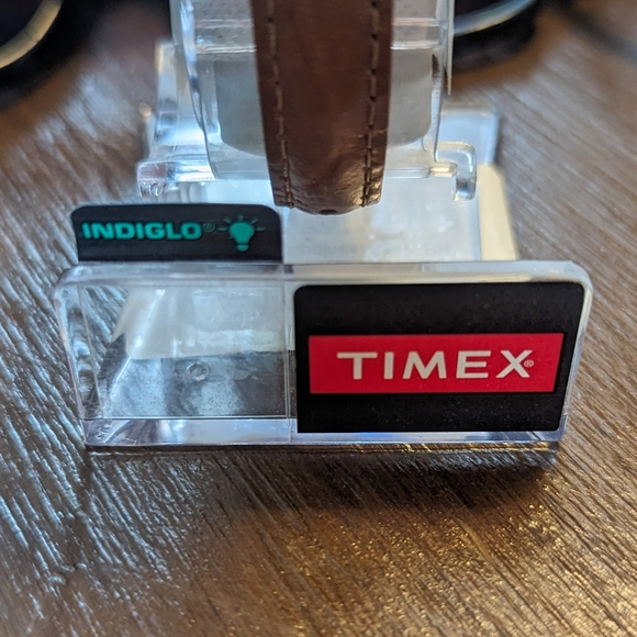Timex Wardrobe Essentials Collection Watch, Genuine Leather, NWT - Picture 5 of 8